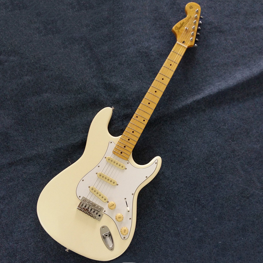 ST electric guitar forehead in white 3342