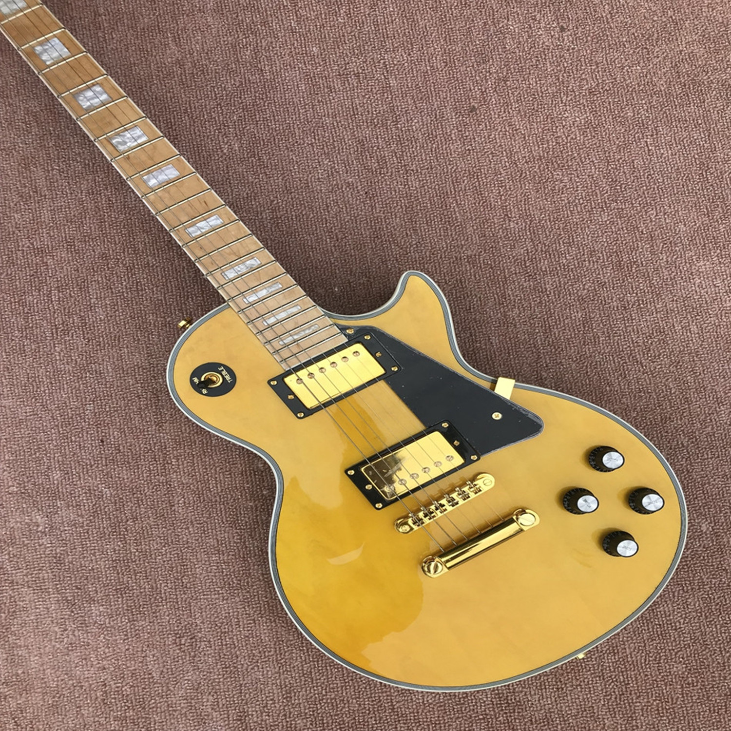 LP Custom Electric Guitar,Maple Fingerboard Gold Hardware