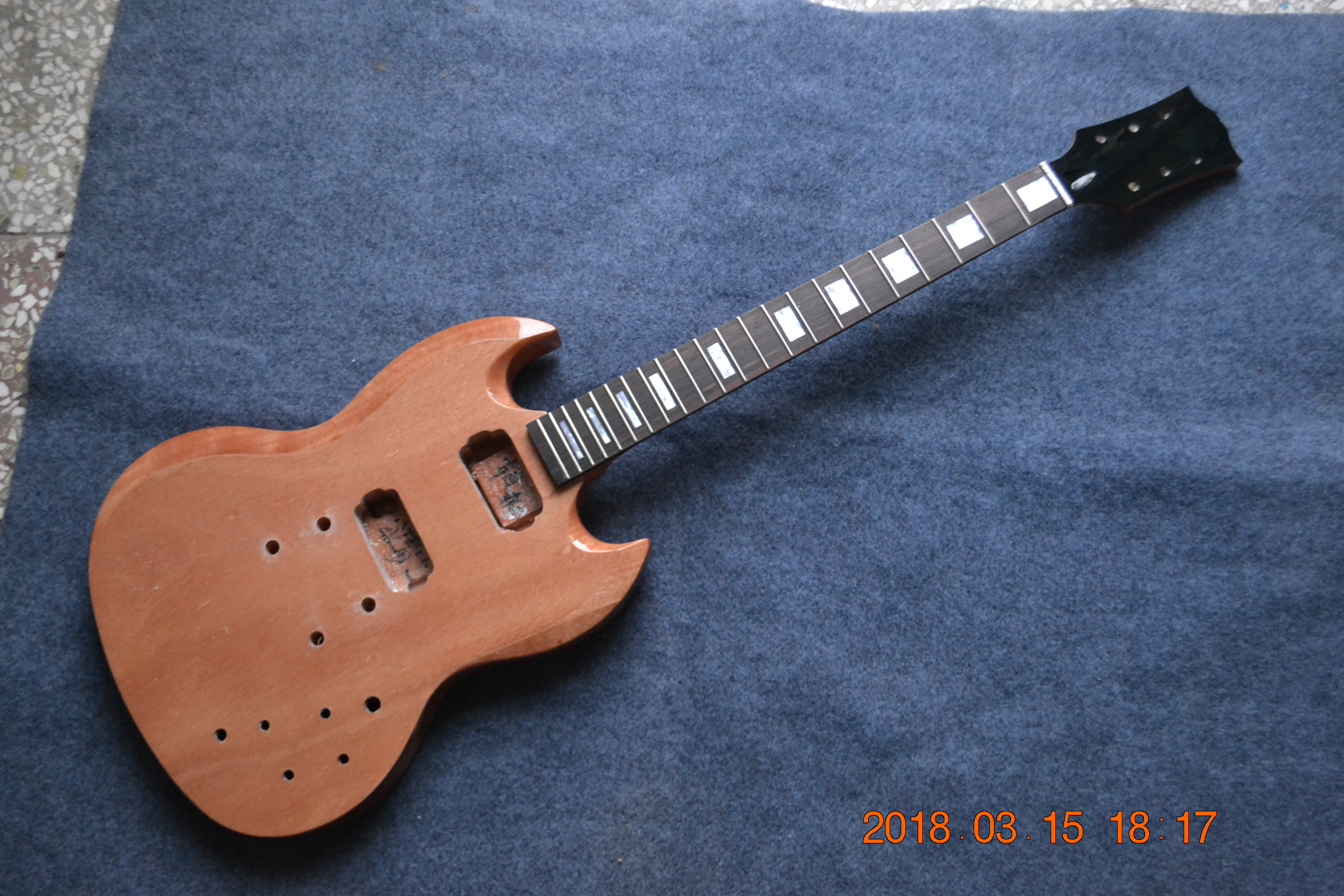 Semi-finished SG electric guitar natural 3423